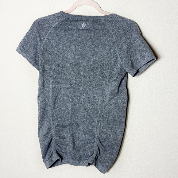 Athleta Fastest Track Short Sleeve T-shirt in Grey Size M - Picture 2 of 7
